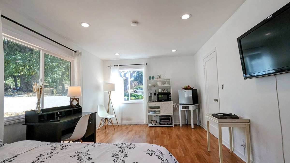 Milpitas House | Mountain view/Ranch/orchard