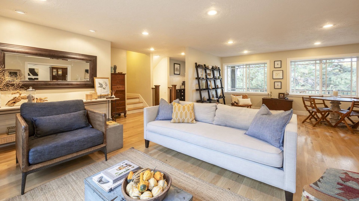 Holladay House | Mountain View Retreat