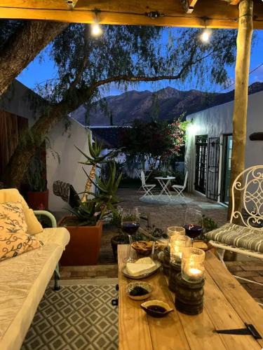 Montagu Apartment | Mountain View - The Little Gem