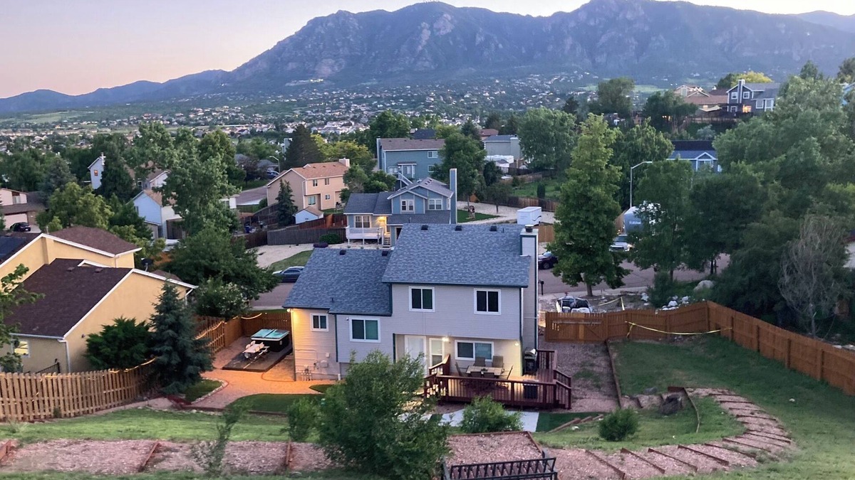 Cheyenne Meadows House | Mountain-View 5BR Retreat: Gym, Hot Tub, BBQ, Firepit, Playground, Sleeps 12