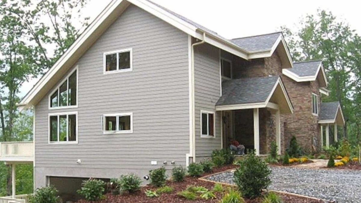 Burnsville House | Mountain Views, 4 bedroom, Sleeps 12.