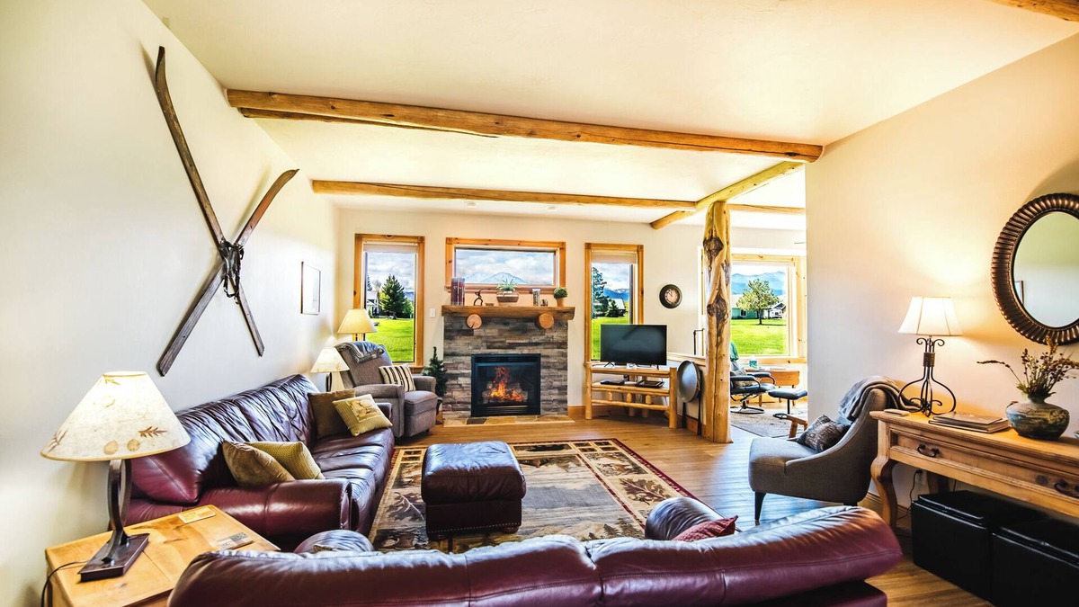 Red Lodge House | Mountain Views Golf Course Home/HotTub/Star Gazing/Ski/Hike/Golf/Family/WiFi