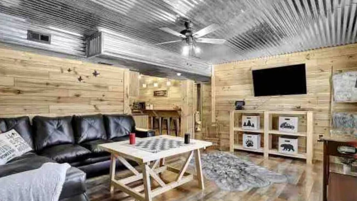 Wardensville Apartment | Mountain Views Hot Tub Gameroom Firepit