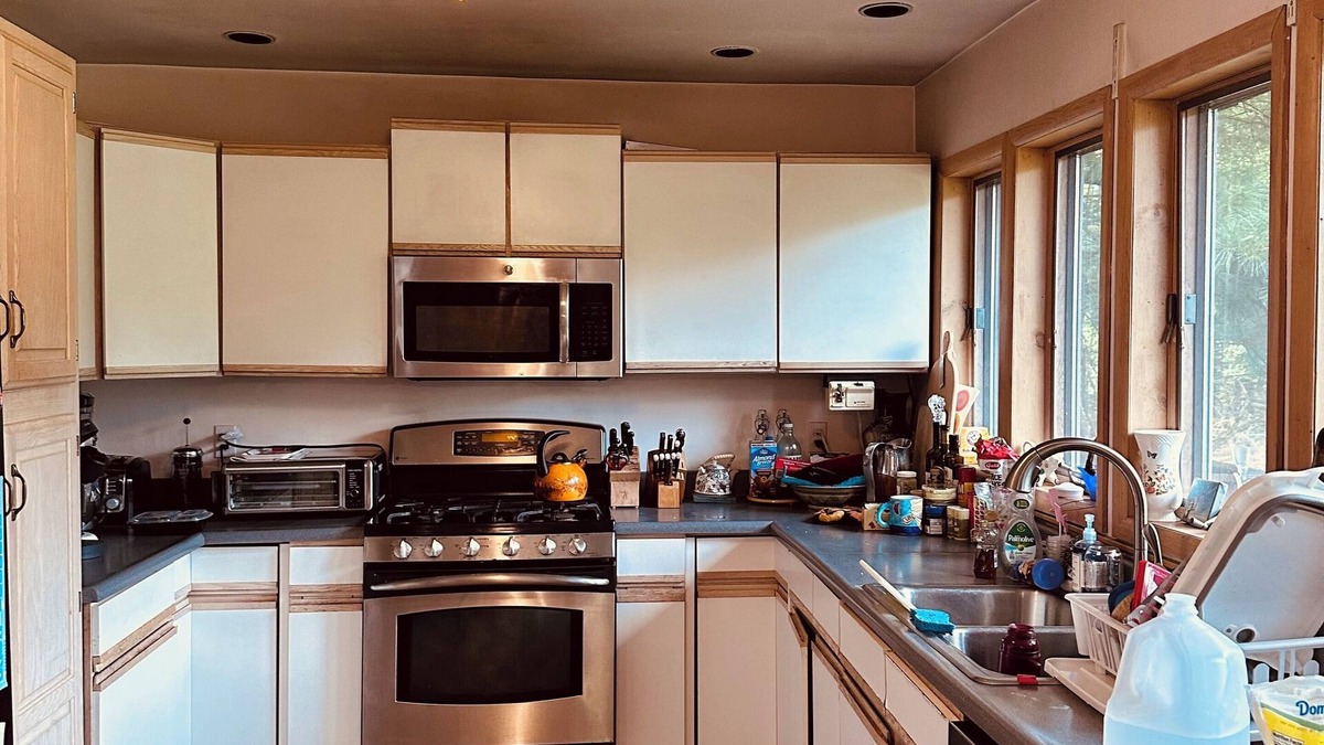 New Paltz House | Mountain Views, River Front, Country Home