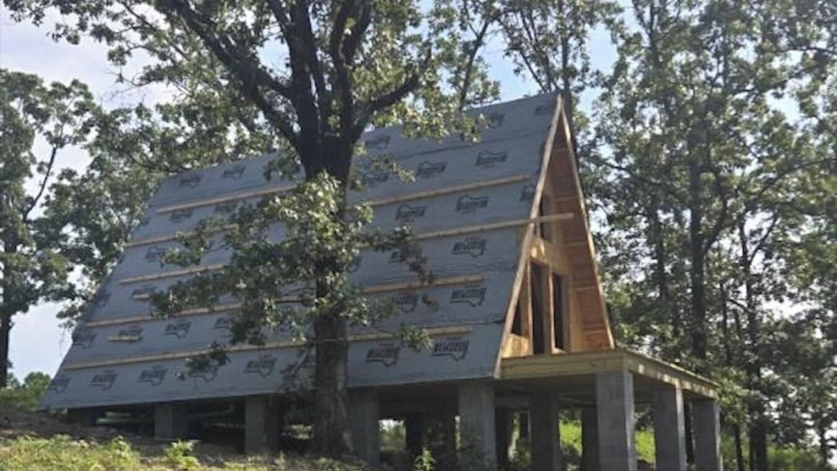 Bonnerdale Cabin | Mountaintop cabin 10 minutes from Hot Springs, AR - perfect for a getaway