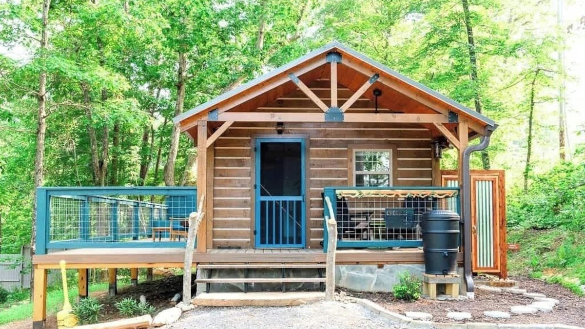 Lupton City Cabin | Mountaintop Retreat - central hiking & activities
