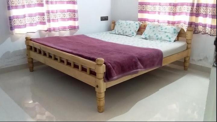 Kanthalloor House | Mountview homestay