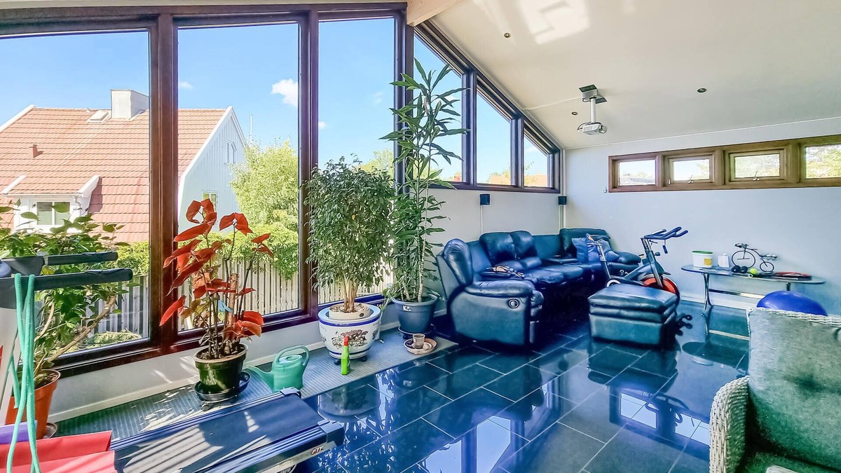 Vastra Frolunda House | Move into this large vacation home with short distances to the sea and Gothenburg.
