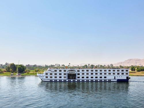 Luxor Hotel | Mövenpick Royal Lotus Nile Cruise, Every Monday Four Nights From Luxor, Every Friday Three Nights From Aswan - Including Excursions & Sightseeing
