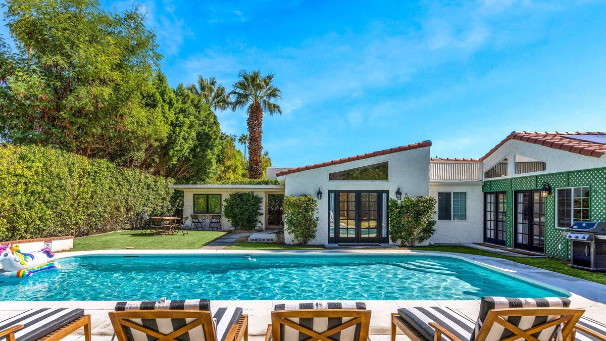 The Movie Colony Villa | Movie Colony Magic - Walk Downtown Palm Springs!
