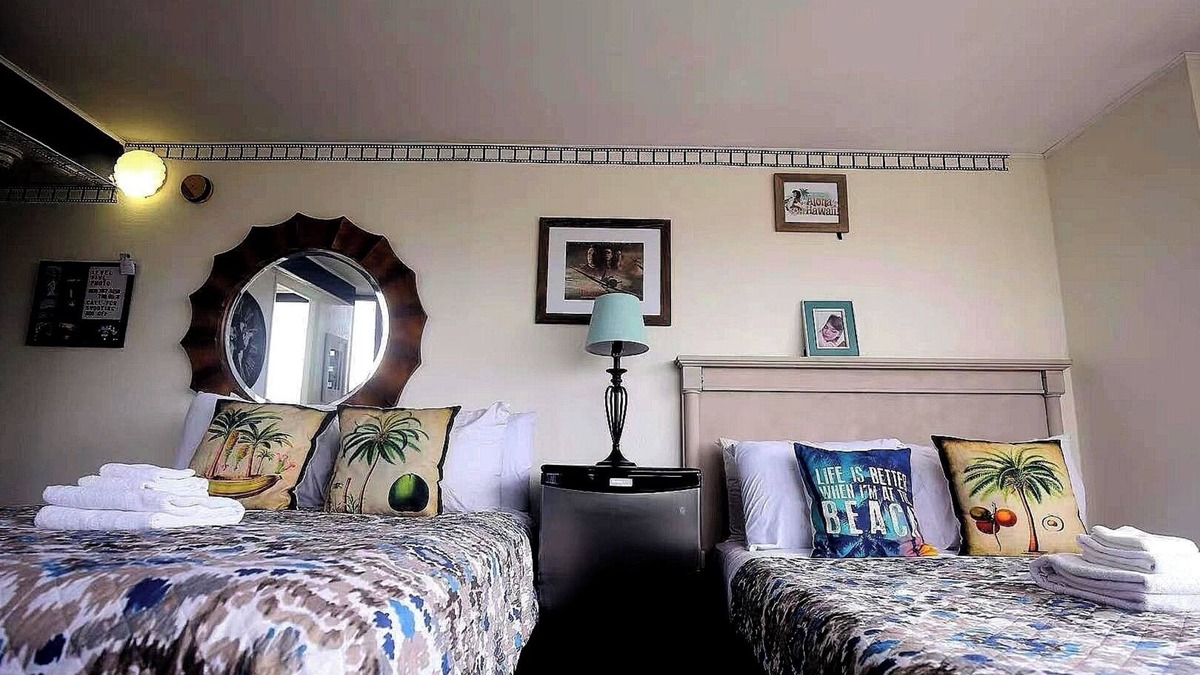 Waikiki Condo | Movie theme studio in wonderful Honolulu