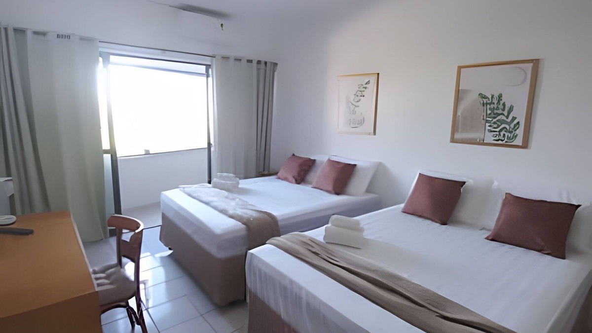 Praia do Meio Apartment | MoviHosts Ayambra