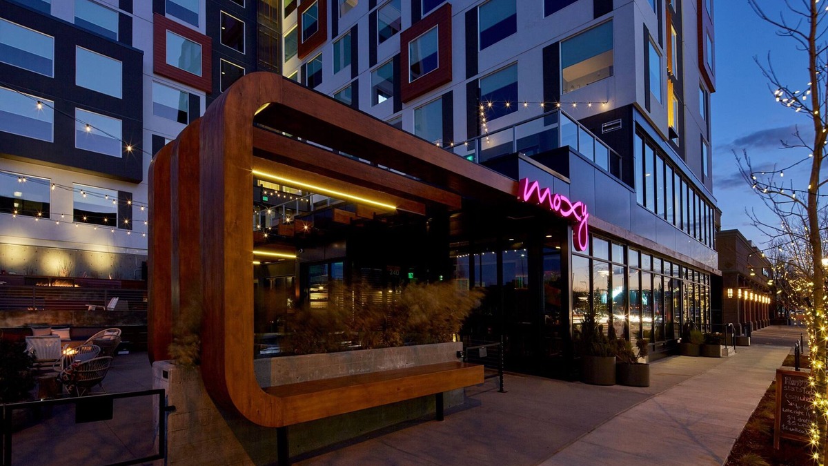 Cherry Creek Hotel | Moxy Denver Cherry Creek