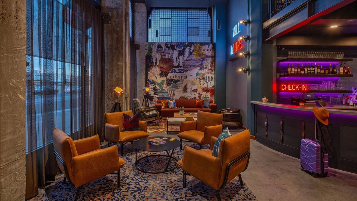 Downtown Phoenix Hotel | Moxy Phoenix Downtown