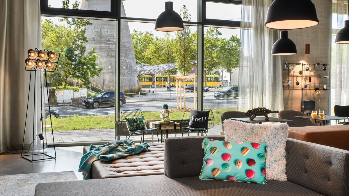 Siegelberg Hotel | Moxy Stuttgart Feuerbach