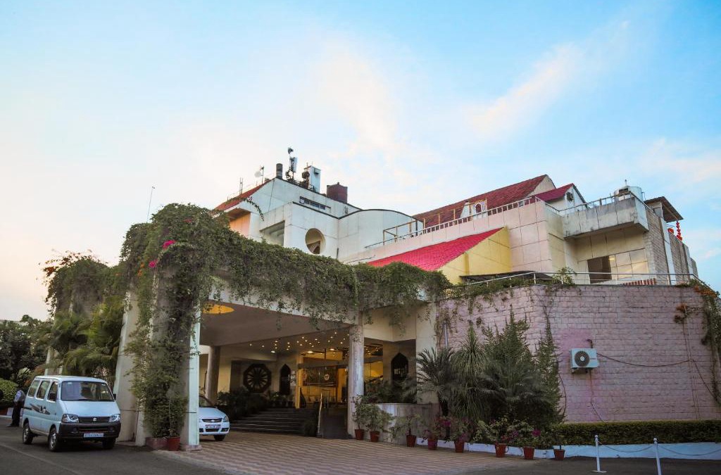 Bhopal Hotel | MPT Lake View Residency, Bhopal