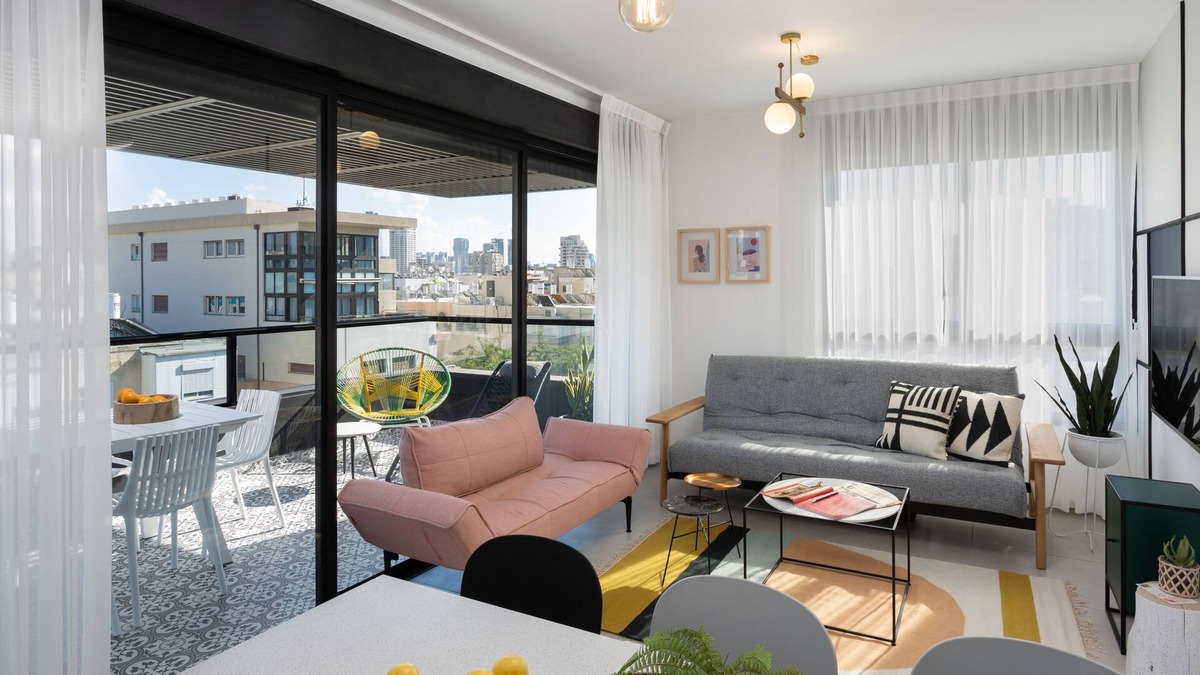 Old North Apartment | Mr. Ben Yehuda - By TLV2GO