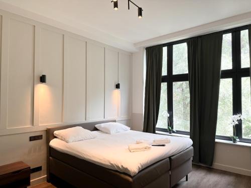 Delfshaven Hotel | Mr.Lewis Rotterdam