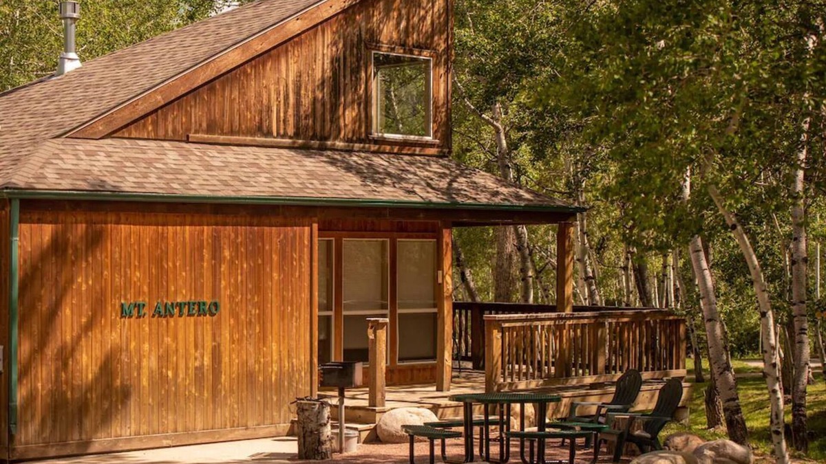 Salida Ski Chalet | Mt. Antero Chalet at Creekside Chalets
