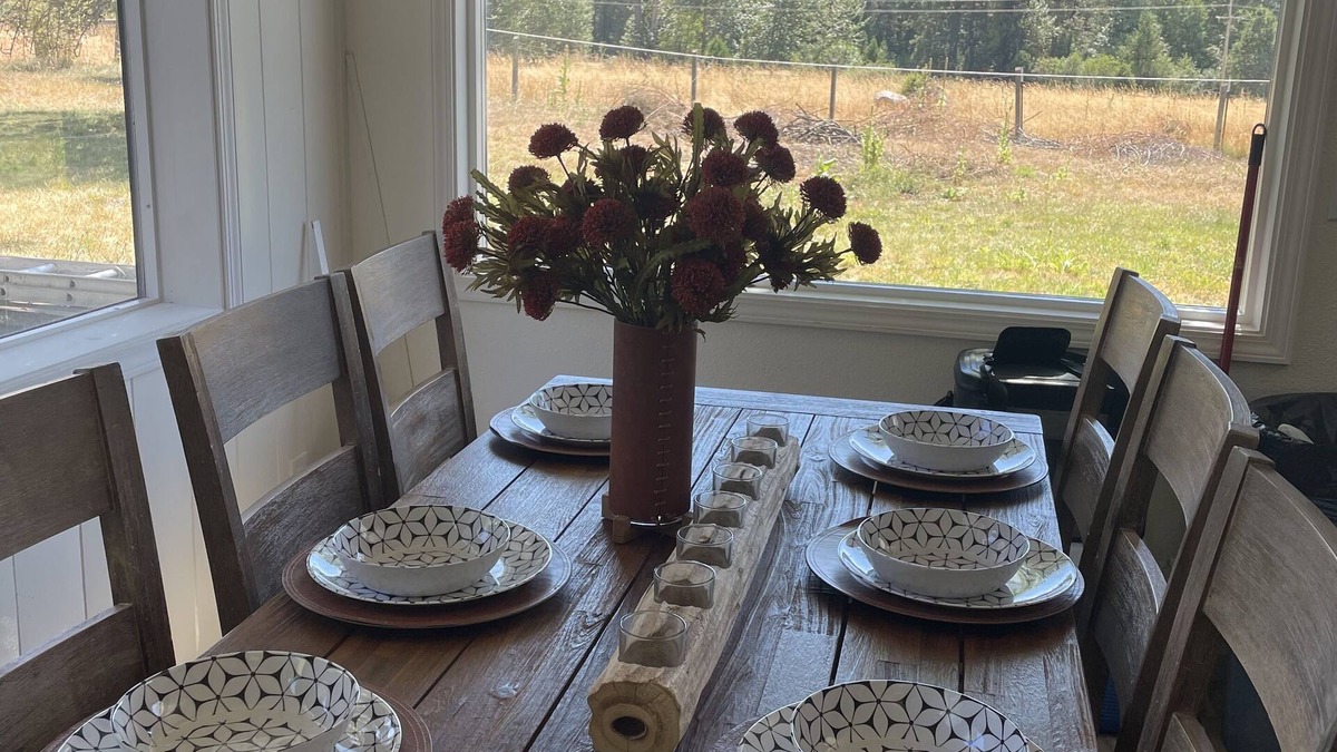 Shingletown House | Mt Lassen National Park Lodging. 8 miles to Lassen National Park, Star Gazingn