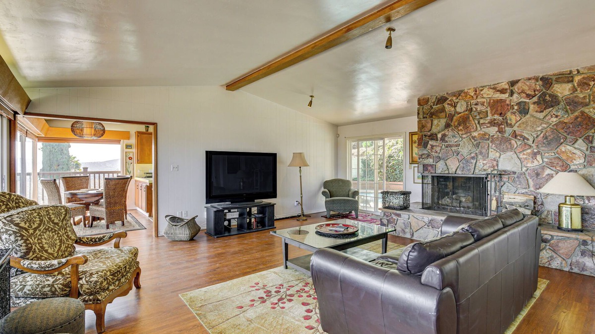 Windsor Hills House | Mt. Nebo Oasis in La Mesa w/Wraparound Deck