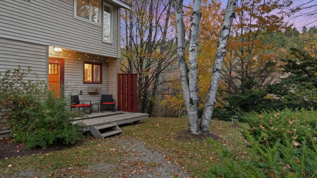 West Dover Apartment | Mt Snow Retreat | Walk to brewery