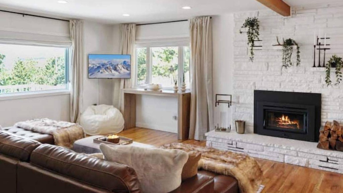 Nederland House | Mt View Retreat near Eldora Ski w/Peloton, Sauna, & Hot Tub