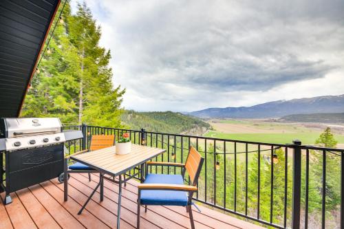 Bonners Ferry House | Mtn and River-View Gem with Balcony in Bonners Ferry
