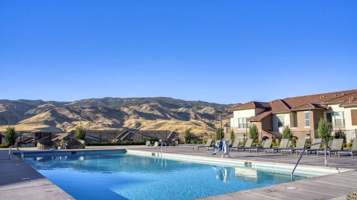 Northwest Reno Apartment | Mtn. Views, Pool, & HotTub | Luxury Northwest