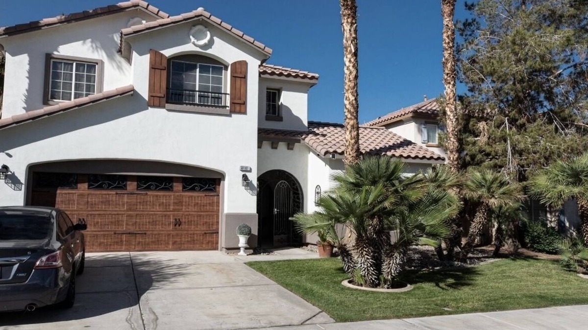 Coachella House | Muñoz Residence, Just 2 minutes away from Coachella fest - Family sized house