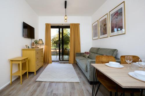 Brevnov Apartment | Mucha Residence