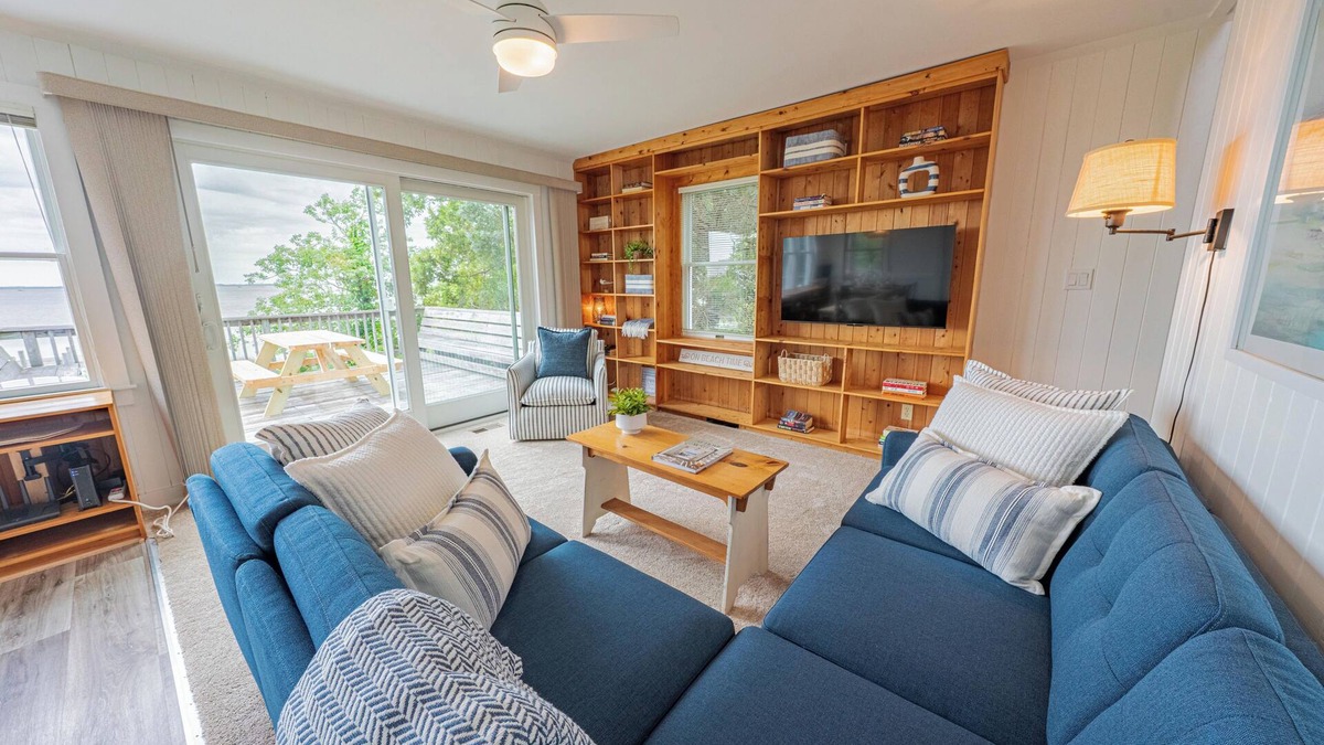 Duck Cottage | Mucky Duck + Soundfront + Duck NC + Sanderlin Community with Pool
