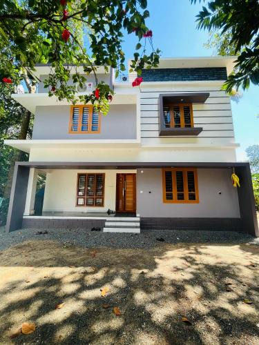 Munroe Island House | Munroe Meadows home