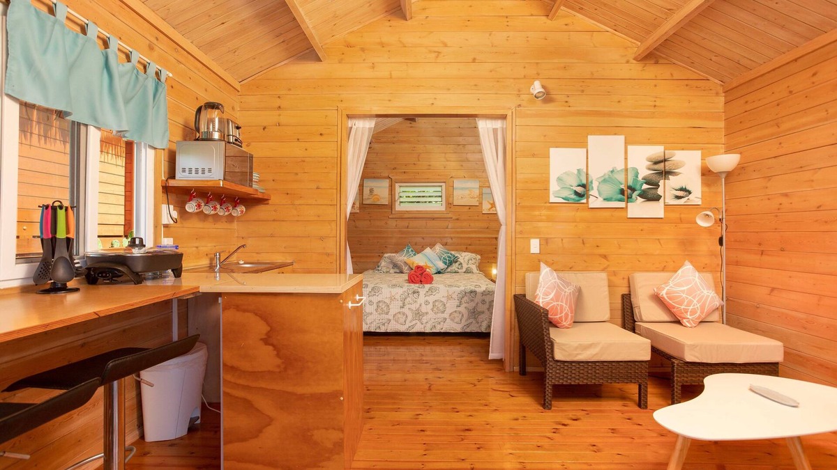 Bouvet Island Cottage | Muri Motu Outlook Cottage 4