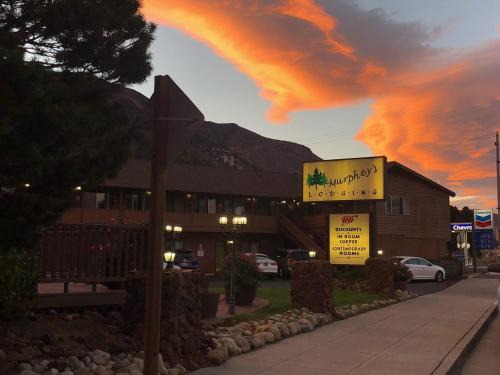 Lee Vining Hotel | Murphey's Motel LLC