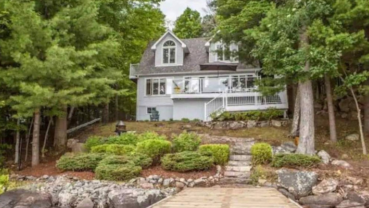Bracebridge House | Muskoka Waterfront Lakehouse near Santa's Village Bracebridge