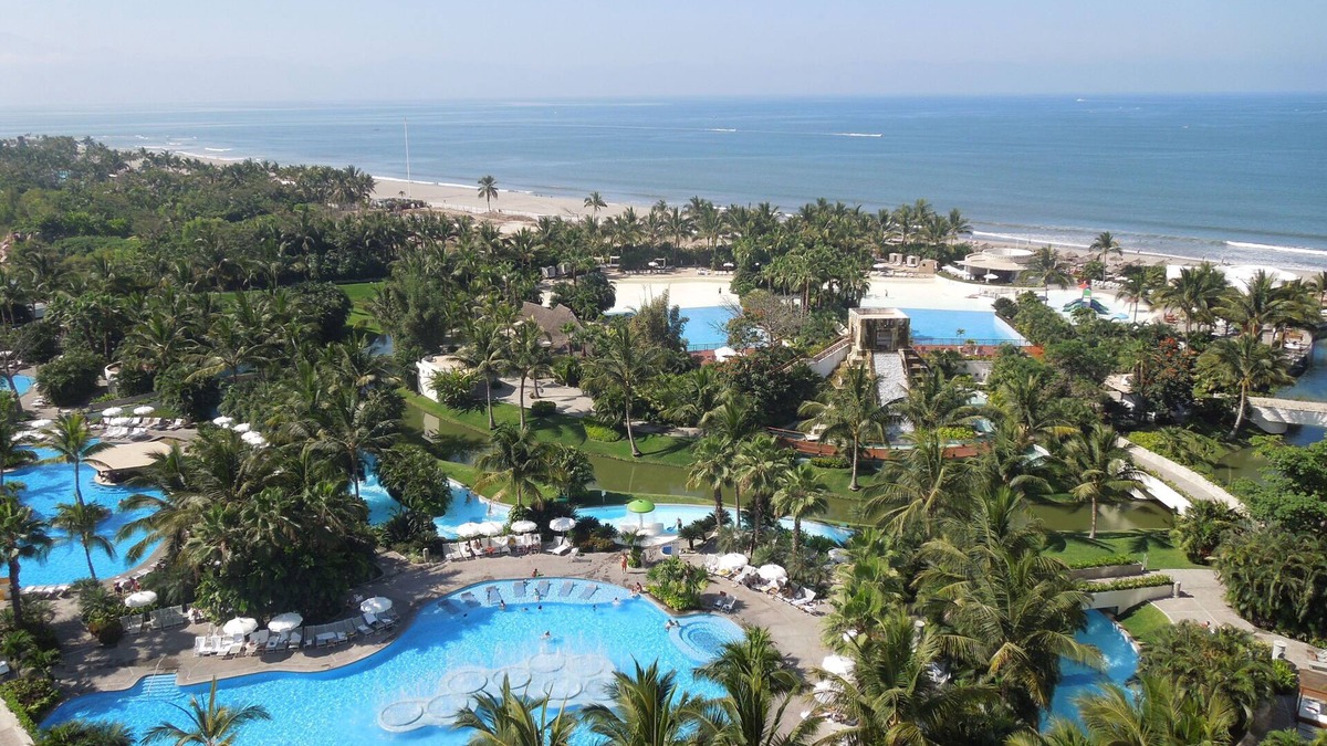 Queretaro Condo | MUST SELL at cost! LUXURY Grand Mayan BEST FAMILY vacation