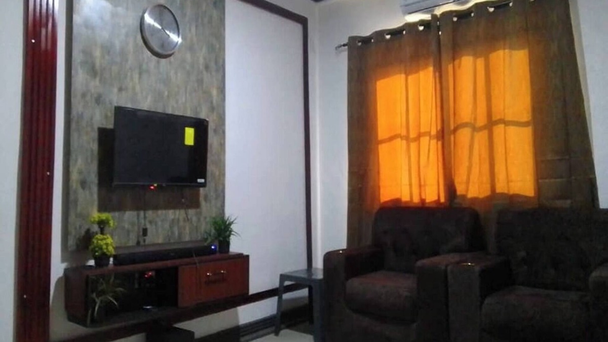 Sunyani Apartment | MVH Apartment in Sunyani with free WiFi, AC and fully furnished kitchen.