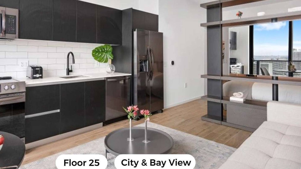 Downtown Miami Apartment | MVR - Modern Studio Steps from Bayfront Park