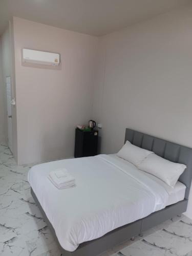 Det Udom House | MWELL House - บ้านพักเอ็มเวล