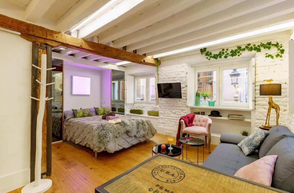 Centro - Sagrario Apartment | My Granada Garden - Catedral Lux Suite