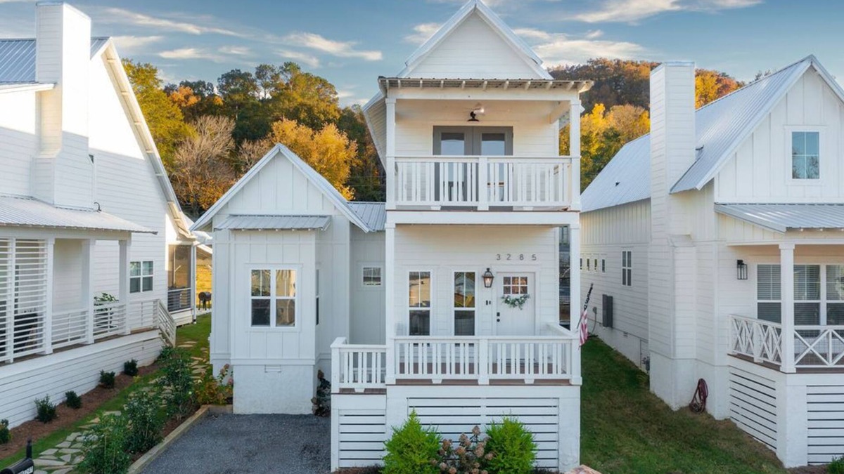 Guntersville House | My Happy Place at River Rocks Plantation