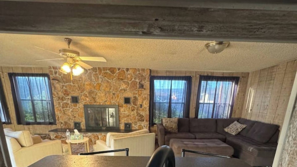Grants Apartment | My House, Your House