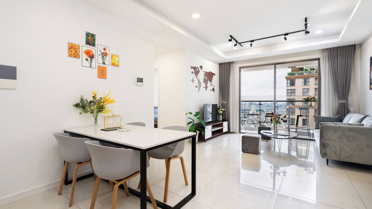 Bach Dang Riverside Apartment | My LJ Hideout No29 - Great City View in Family Size Apartment With Balcony