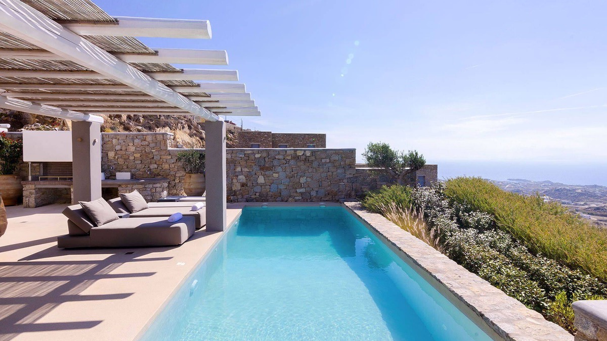 Plintri Villa | My Rental Homes - Villa Blue Moon, with pool with Jacuzzi and panoramic view