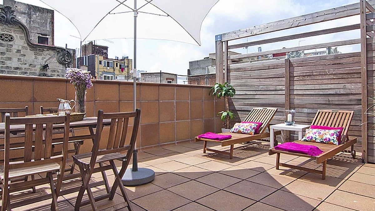 la Vila de Gracia Apartment | My Space Barcelona Penthouse near commercial area with pool and terrace