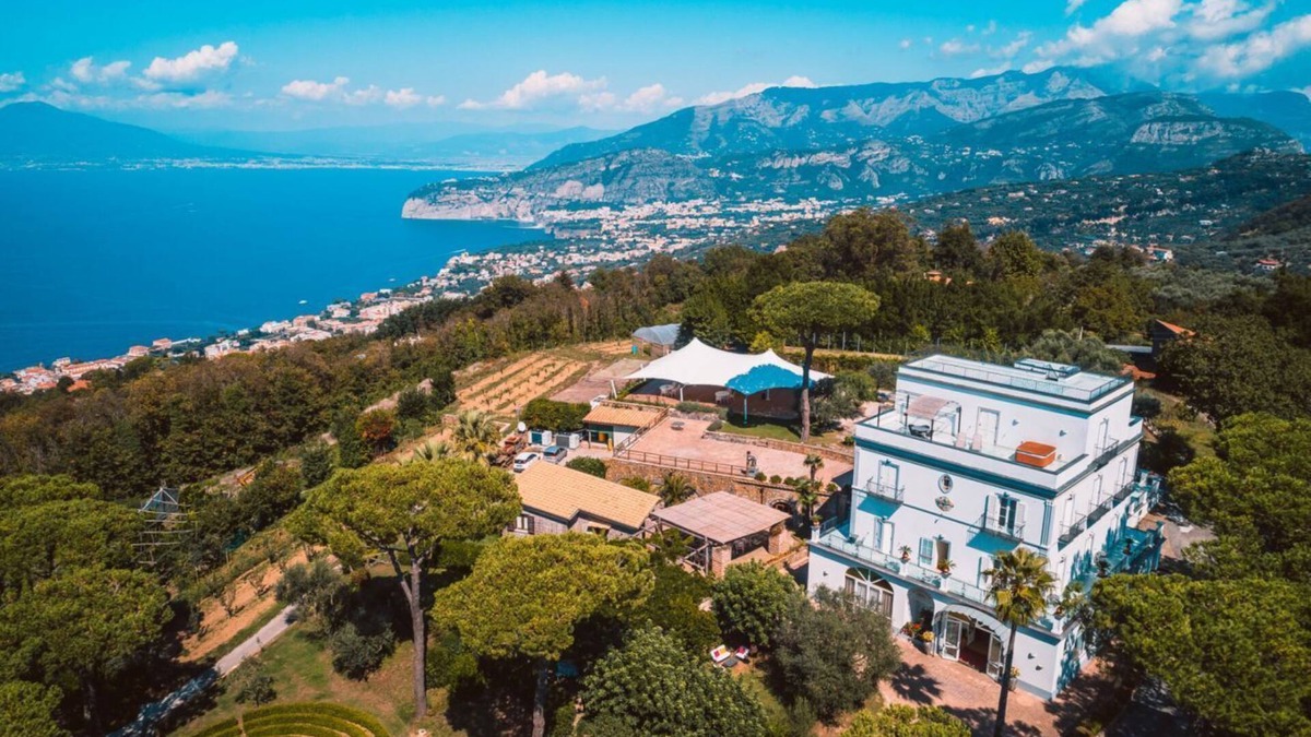 Sant'Agata sui Due Golfi Villa | MyExclusiveItaly - Elegant Sorrento Coast Villa with Pool&TennisCourt