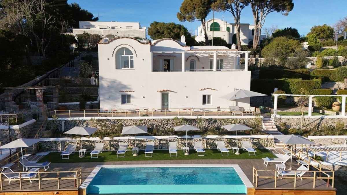 Anacapri Villa | MyExclusiveItaly - Elegant Villa in Anacapri | Infinity Pool & Design