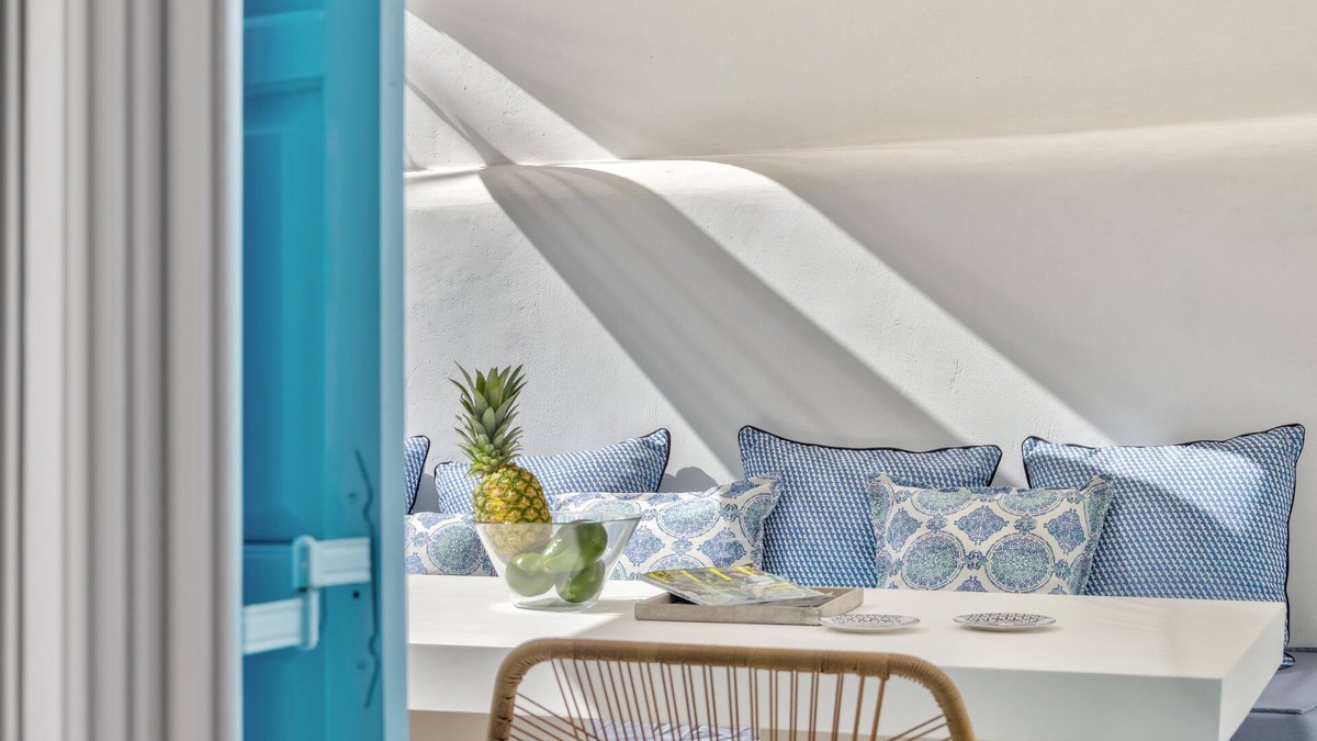 Psarou House | Mykonian Mews