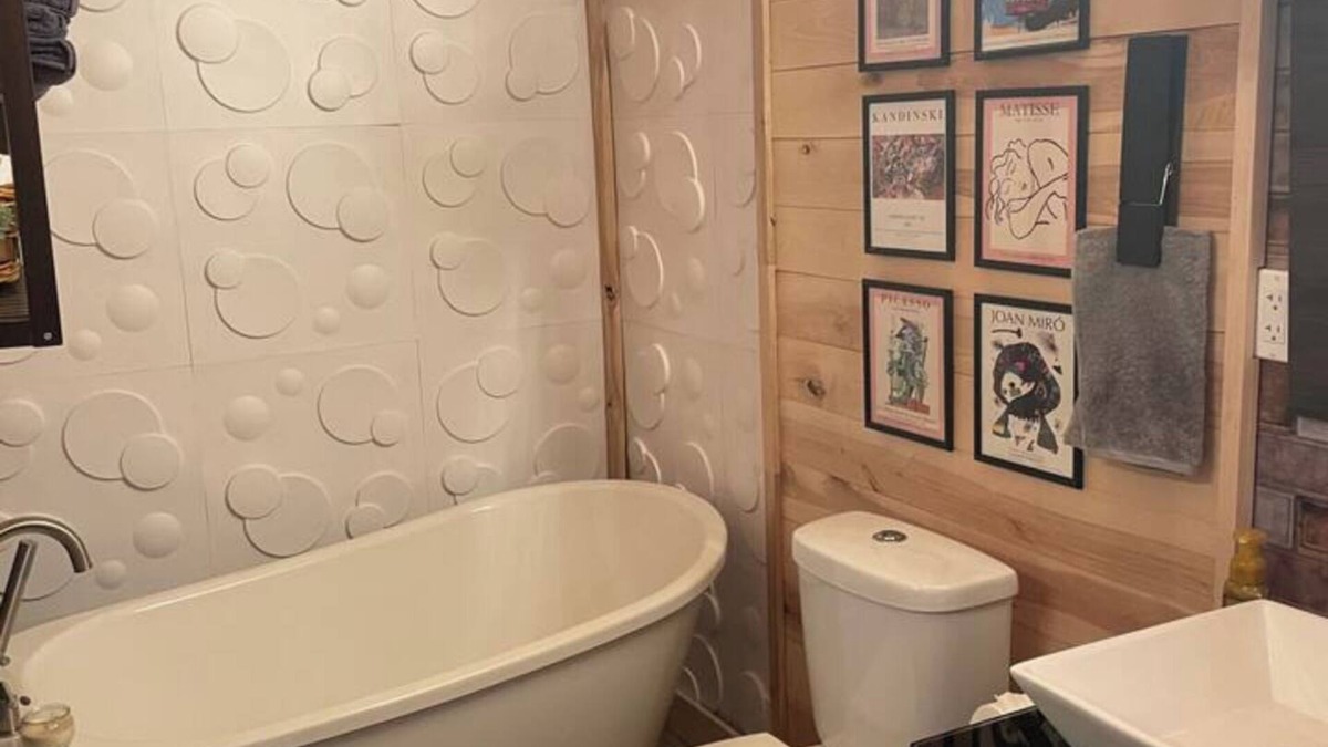 Grand Marais Ski Chalet | MYSA House is an Enchanting, pet friendly chalet with WiFi in Grand Marais